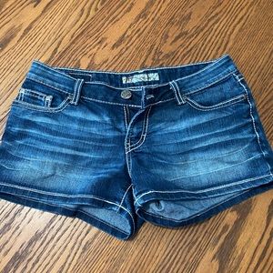 BKE shorts size 29